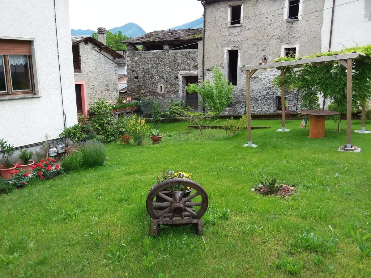 Castello dell'Acqua B & B Sentiero Valtellina מראה חיצוני תמונה